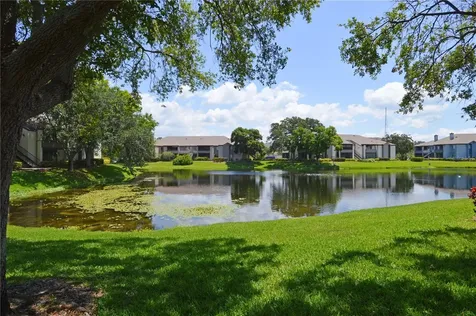 10265 Gandy Boulevard N St Petersburg FL 33702