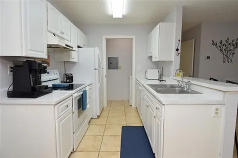 10265 Gandy Boulevard N St Petersburg FL 33702