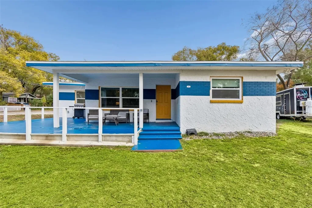 1102 E River Cove Street Tampa FL 33604