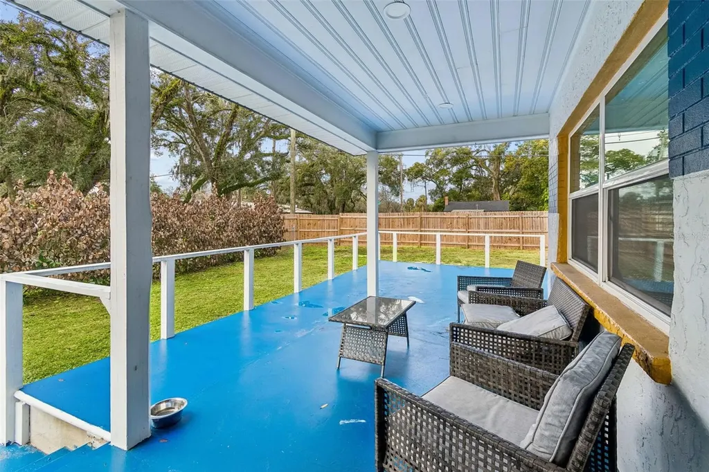 1102 E River Cove Street Tampa FL 33604