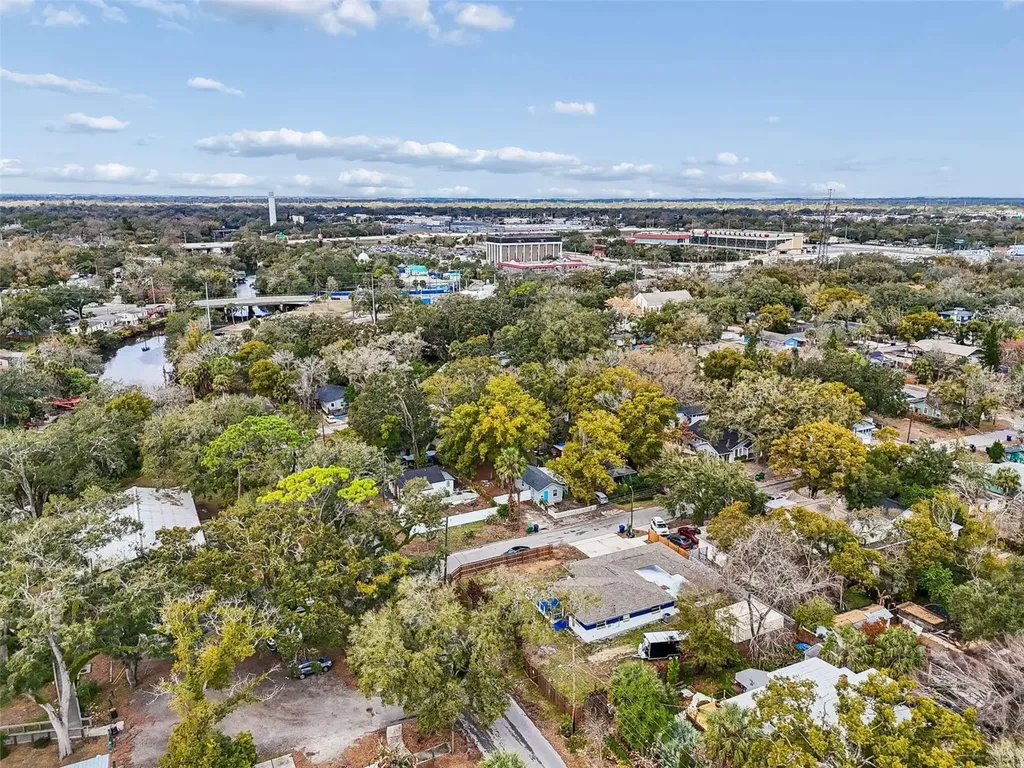 1102 E River Cove Street Tampa FL 33604