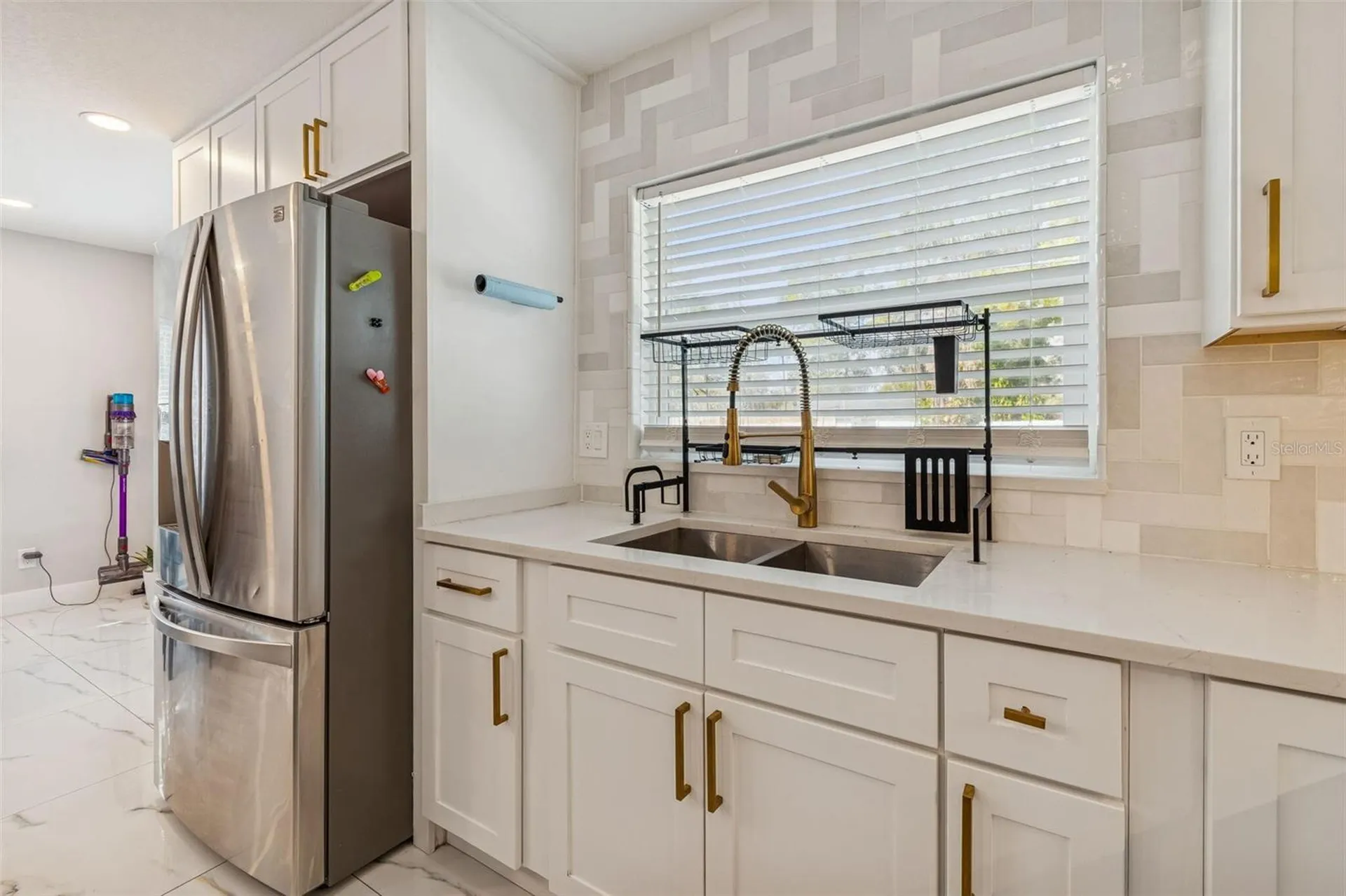 1102 E River Cove Street Tampa FL 33604