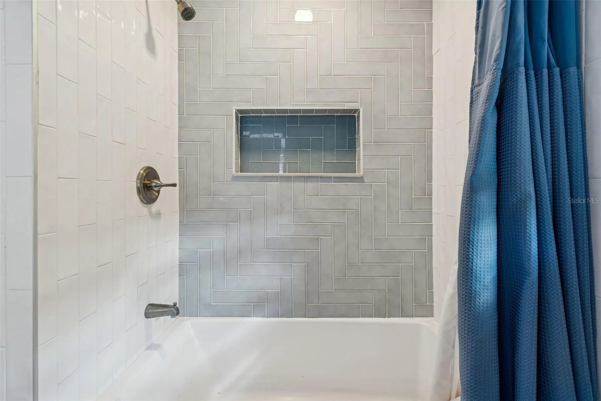 1102 E River Cove Street Tampa FL 33604