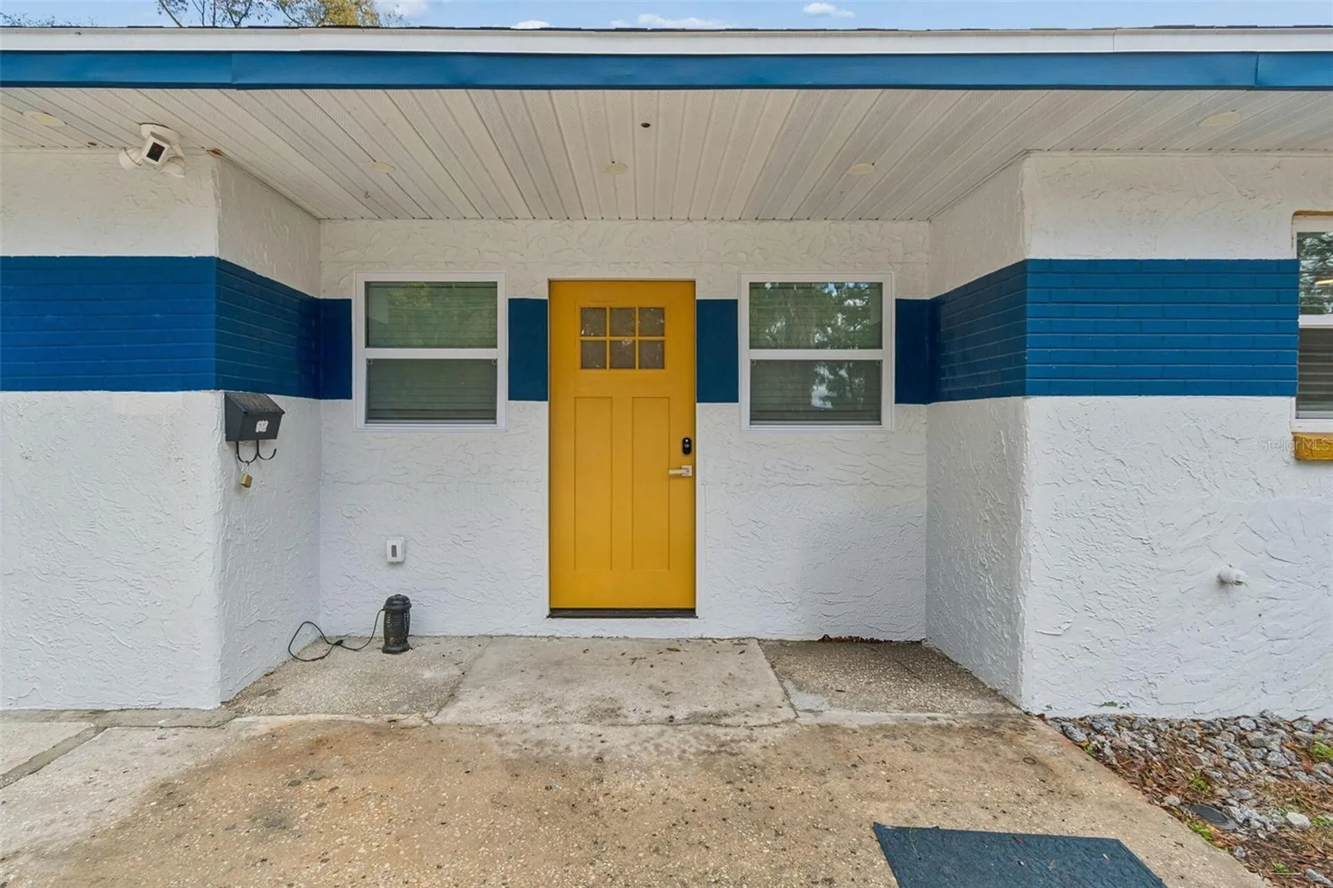 1102 E River Cove Street Tampa FL 33604