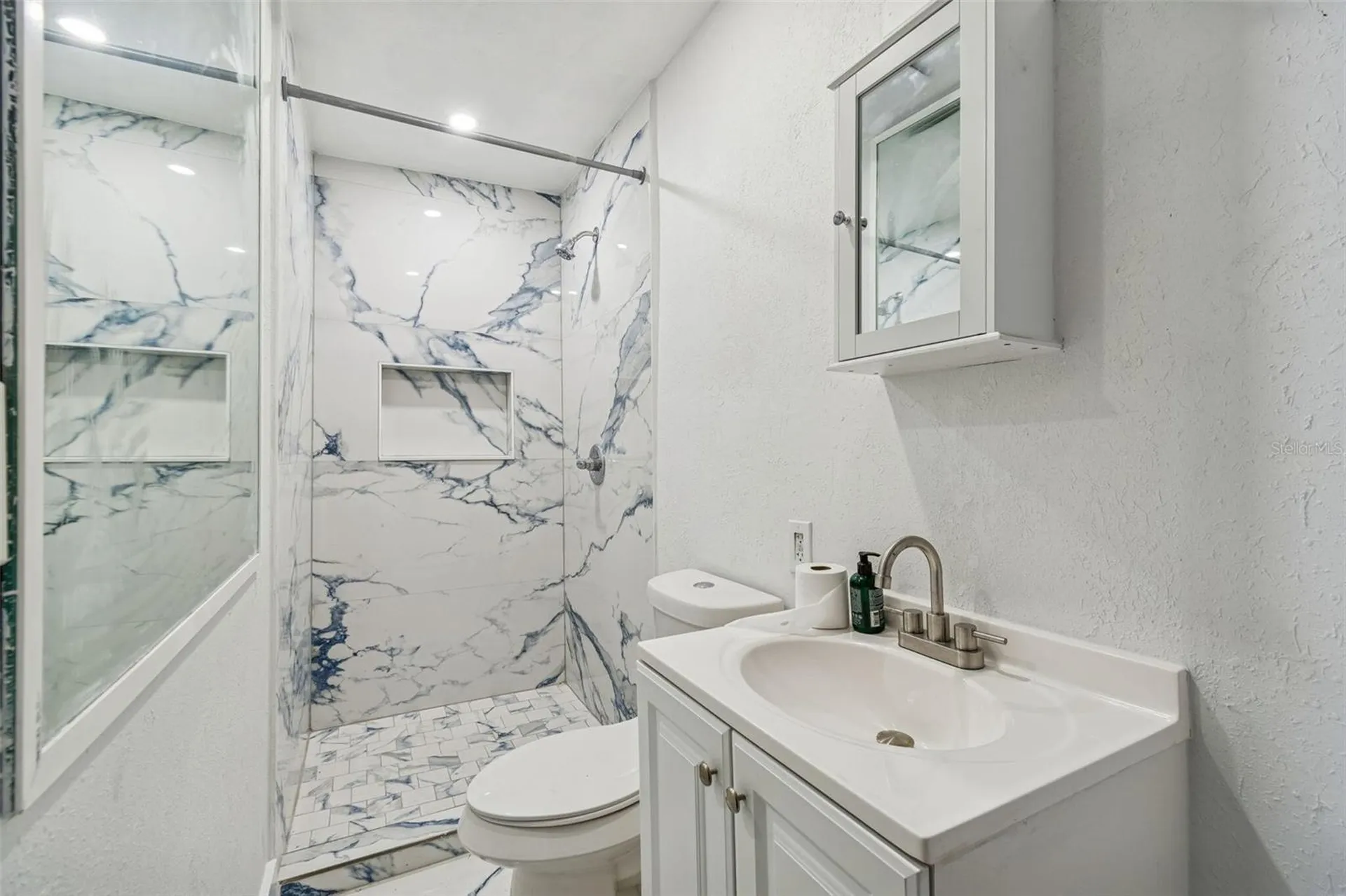 1102 E River Cove Street Tampa FL 33604