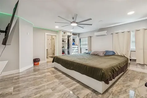 1102 E River Cove Street Tampa FL 33604