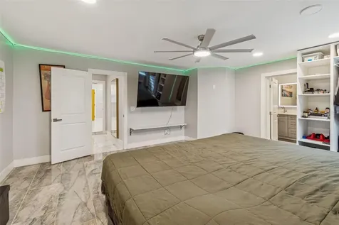 1102 E River Cove Street Tampa FL 33604