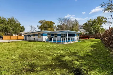 1102 E River Cove Street Tampa FL 33604