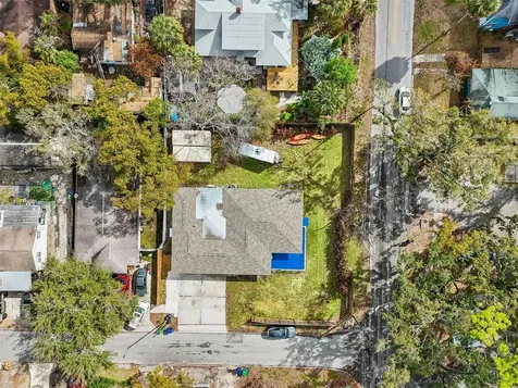1102 E River Cove Street Tampa FL 33604