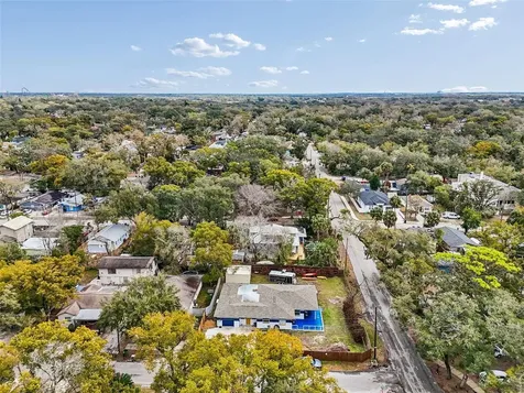 1102 E River Cove Street Tampa FL 33604