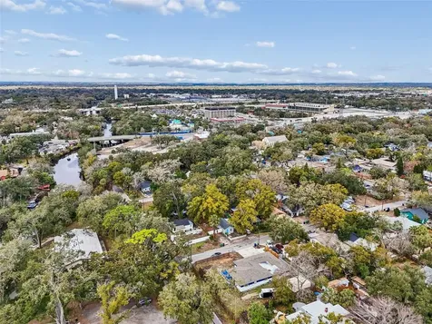 1102 E River Cove Street Tampa FL 33604
