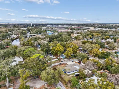 1102 E River Cove Street Tampa FL 33604