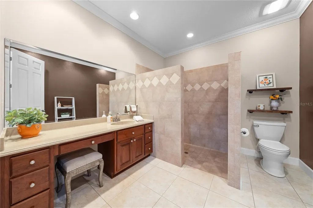 4561 Henry J Avenue St Cloud FL 34772