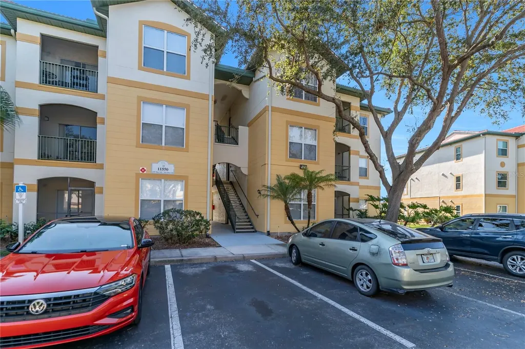 11550 Villa Grand Fort Myers FL 33913