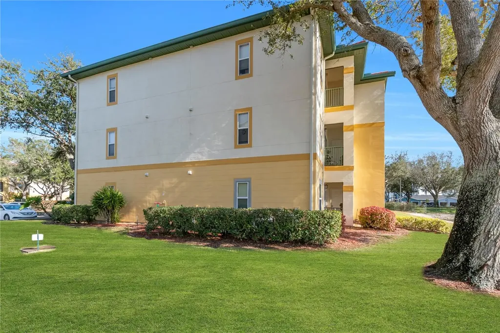 11550 Villa Grand Fort Myers FL 33913