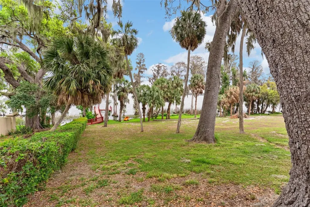 10913 Brigann Yard Way Thonotosassa FL 33592
