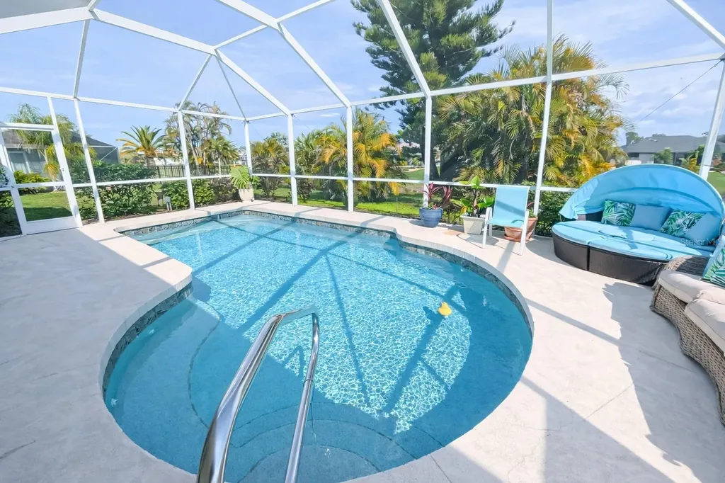 35 Sportsman Court Rotonda West FL 33947
