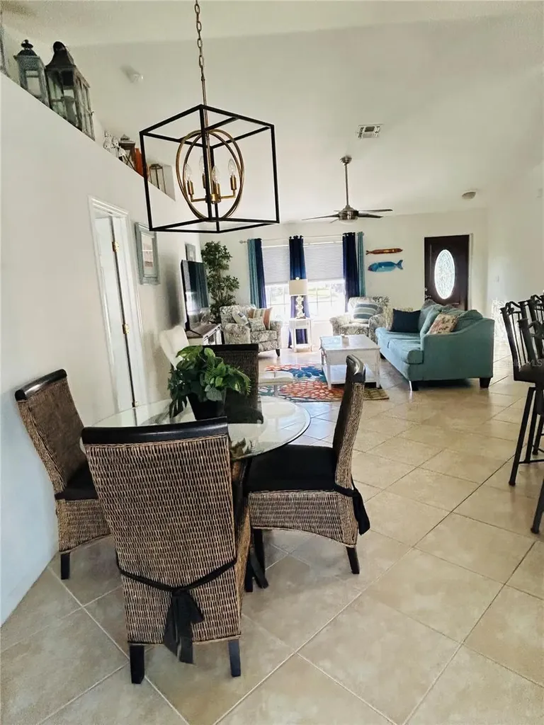 3525 SW 8th Court SW Cape Coral FL 33914