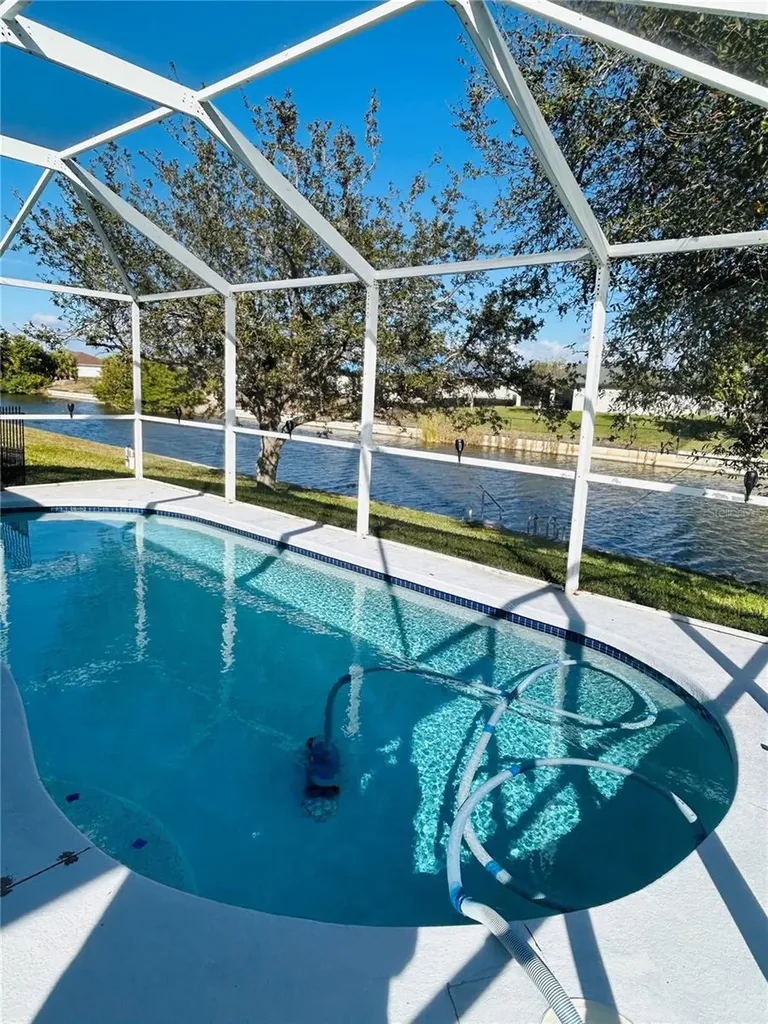 3525 SW 8th Court SW Cape Coral FL 33914