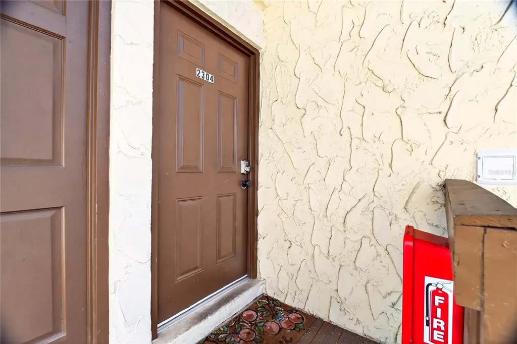 11505 7th Way N St Petersburg FL 33716