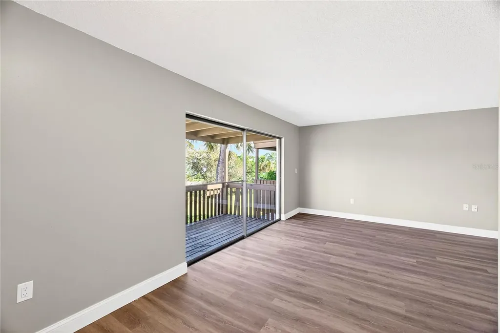 11505 7th Way N St Petersburg FL 33716