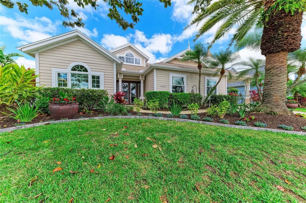 4735 Spinnaker Drive Bradenton FL 34208