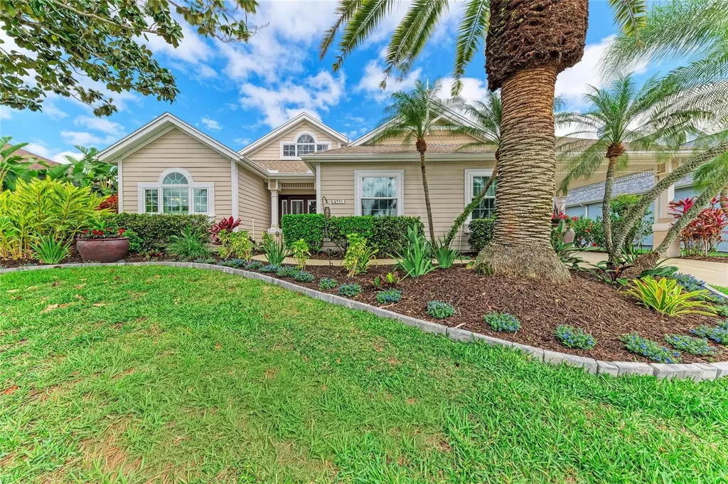 4735 Spinnaker Drive Bradenton FL 34208