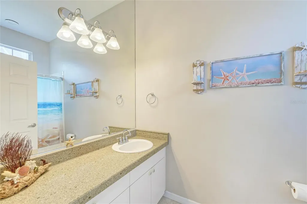 4735 Spinnaker Drive Bradenton FL 34208
