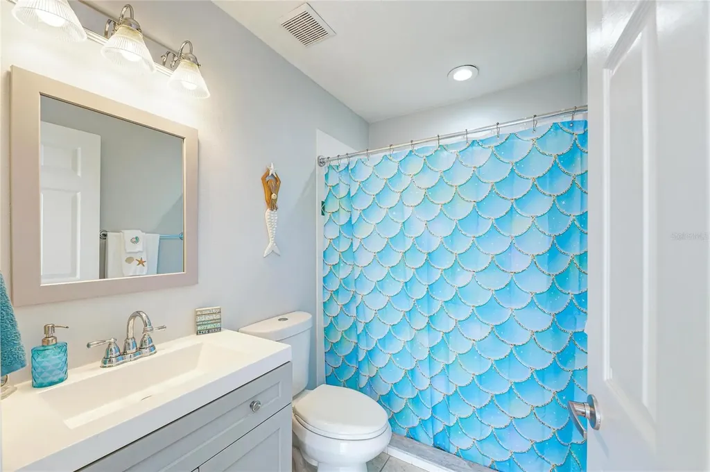 4735 Spinnaker Drive Bradenton FL 34208