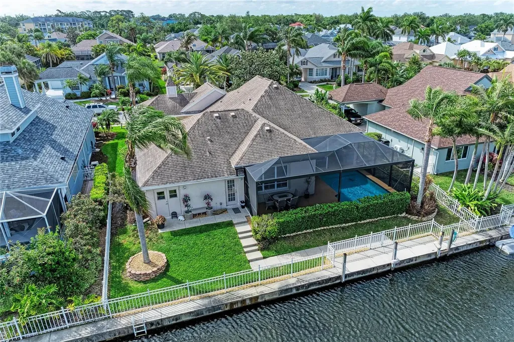 4735 Spinnaker Drive Bradenton FL 34208
