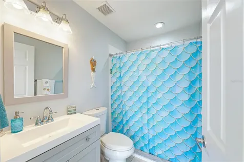 4735 Spinnaker Drive Bradenton FL 34208