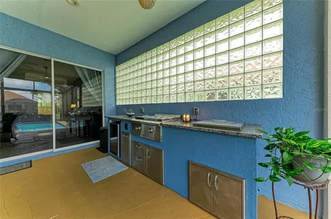 4735 Spinnaker Drive Bradenton FL 34208