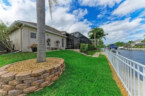 4735 Spinnaker Drive Bradenton FL 34208