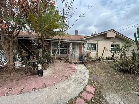 1703 Hialeah Street Orlando FL 32808