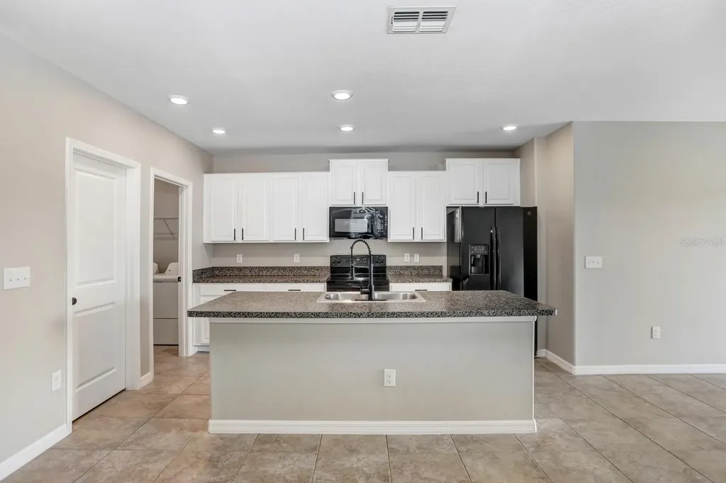10256 Carloway Hills Drive Wimauma FL 33598