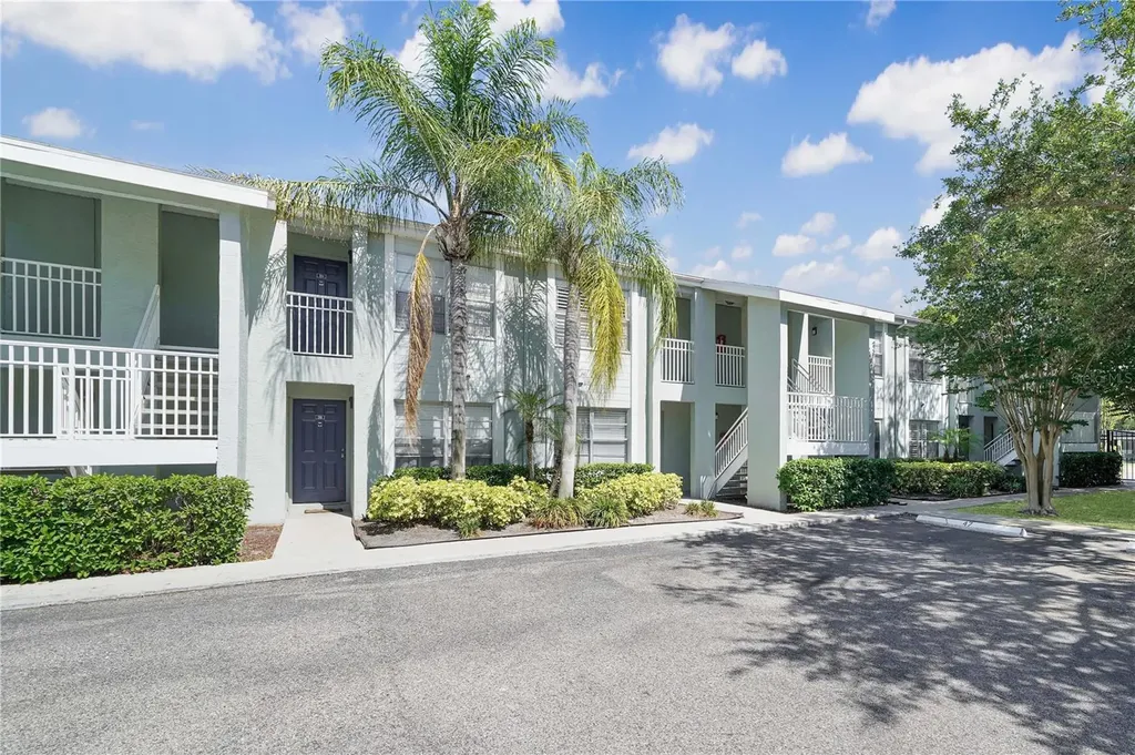 5440 S Macdill Avenue Tampa FL 33611