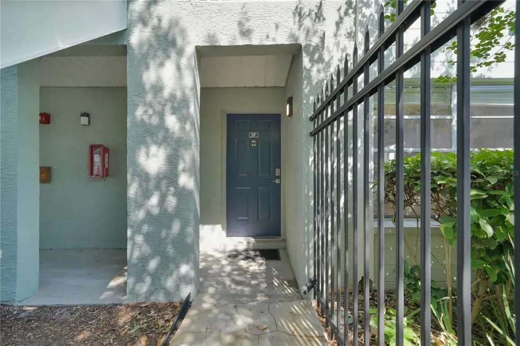 5440 S Macdill Avenue Tampa FL 33611