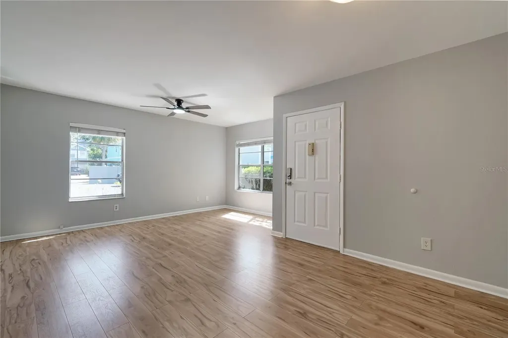 5440 S Macdill Avenue Tampa FL 33611