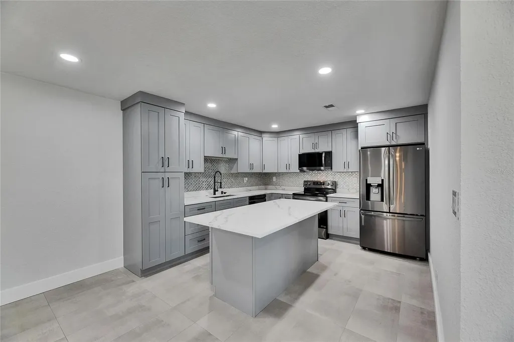 1025 Apollo Beach Boulevard Apollo Beach FL 33572