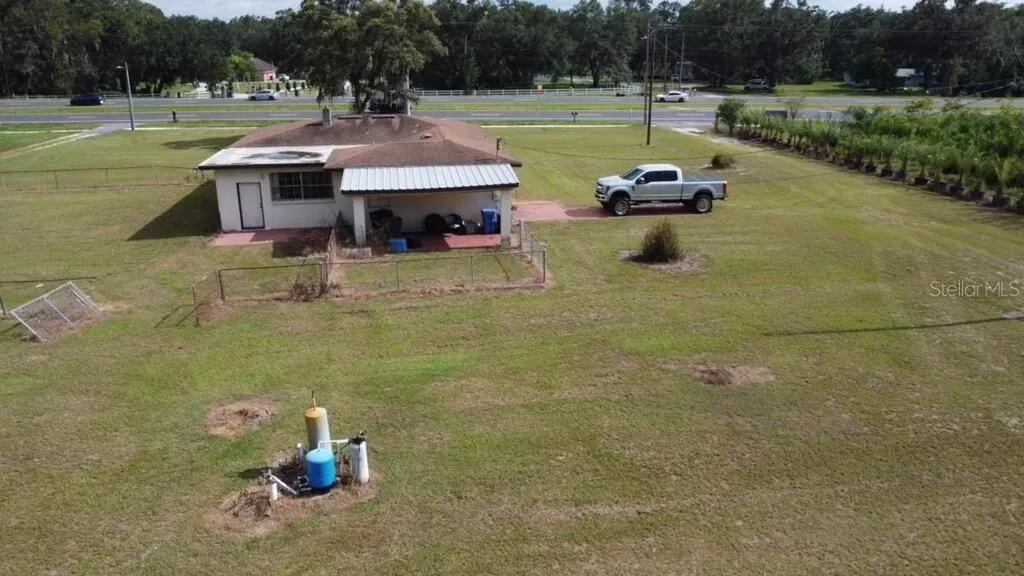 2806 E 60 Highway Plant City FL 33567