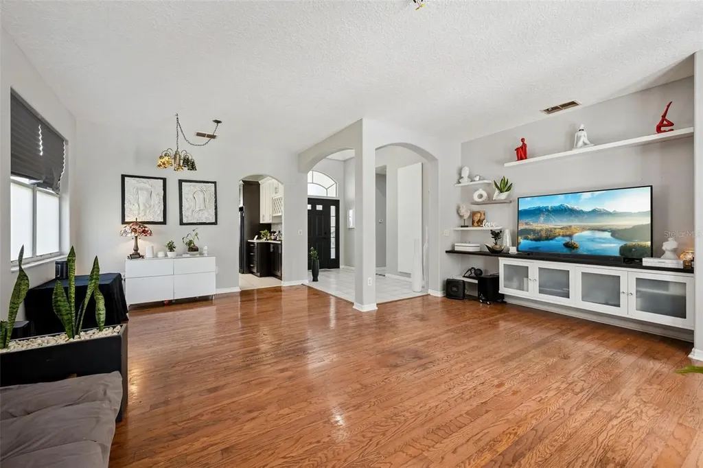 1718 Golfview Drive Kissimmee FL 34746