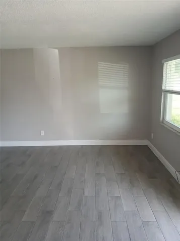 38939 North Avenue Zephyrhills FL 33542