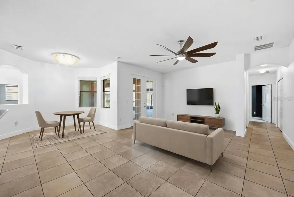 3950 Sunset Lake Drive Lakeland FL 33810