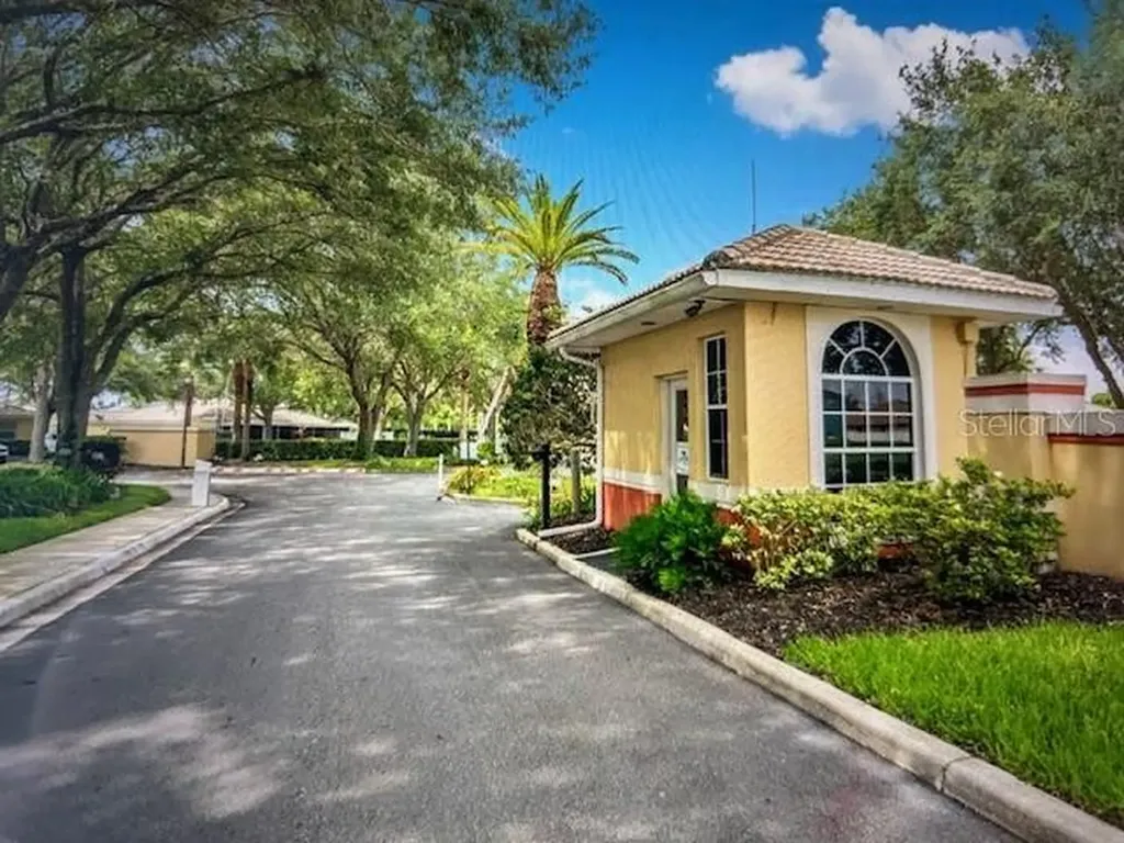 20202 Indian Creek Drive Kissimmee FL 34759