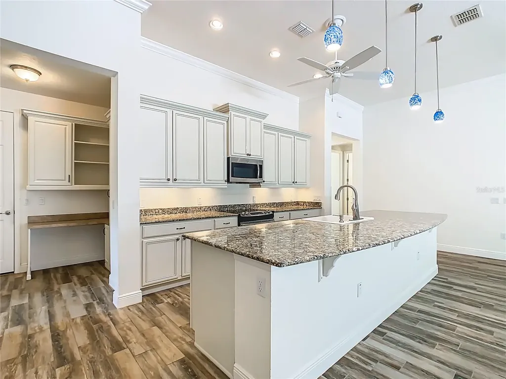 899 Bella Viana Road Poinciana FL 34759