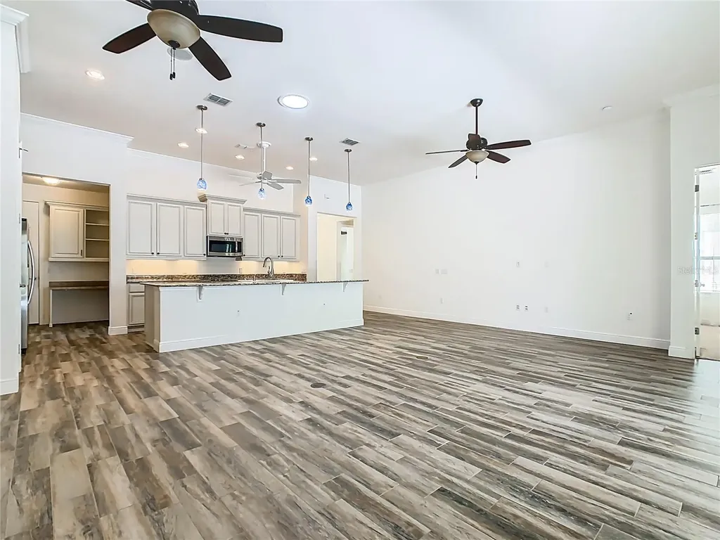 899 Bella Viana Road Poinciana FL 34759
