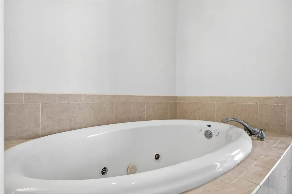 4324 Spinnaker Cove Lane Tampa FL 33615