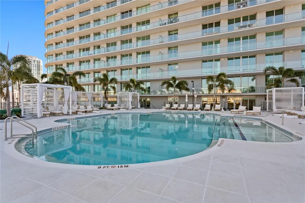 400 Central Avenue St Petersburg FL 33701