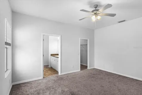 4915 Mission Park Lane Bradenton FL 34211