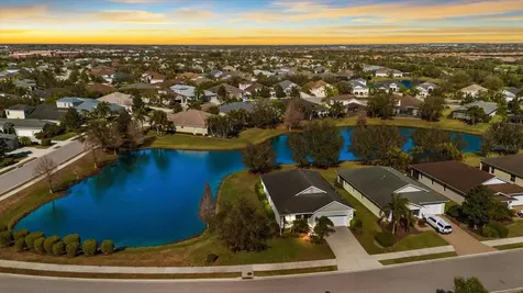 4915 Mission Park Lane Bradenton FL 34211